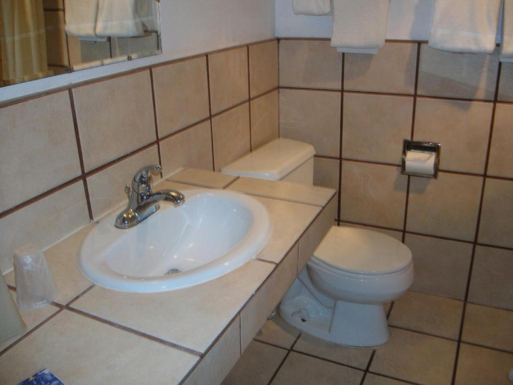 Bel Aire Motel Missoula Room photo